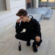  -,   Pekaz, 26 ,   