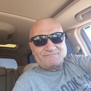  ,   Artur, 54 ,   ,   