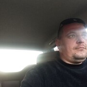  ,   Viktor, 35 ,   ,   
