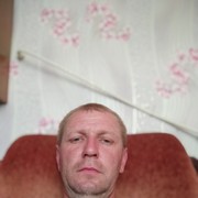  ,  Anton, 40