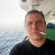  ,  Dmitrij, 42
