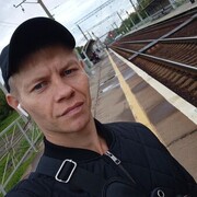 ,  Pavel, 33