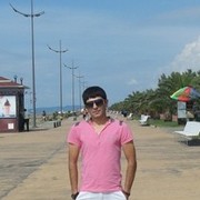  ,  Narek, 34