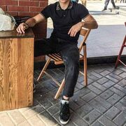  ,  Beka, 23
