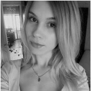 ,  Valentina, 28