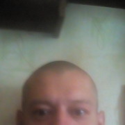  ,   Djoni, 43 ,   