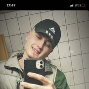  ,   Denis, 25 ,   ,   