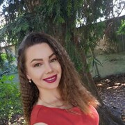  ,  Elena, 35