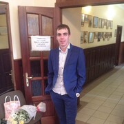 ,   Anton, 39 ,   ,   