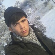 ,  Qurbon, 29