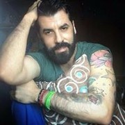  ,  Maikel, 38