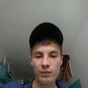  ,  Maksim, 29