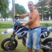  Zitiste,  Fotograf, 45
