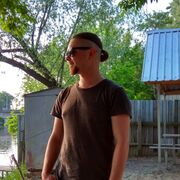  ,   Nomad, 33 ,   ,   