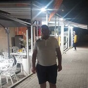 ,  Levan, 26