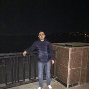  ,   Karen, 43 ,   c 