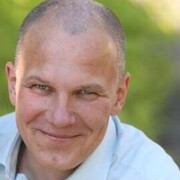  ,  Slava, 52