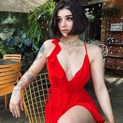  , 