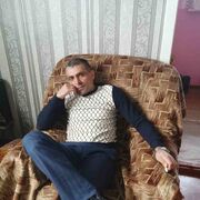 ,  Serge, 39