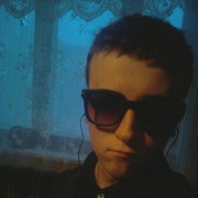 ,  Viktor, 26