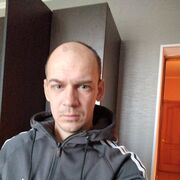  ,   Denis, 34 ,   ,   