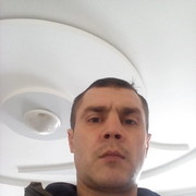  ,   Sasha, 44 ,   