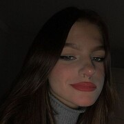  ,  Mila, 22