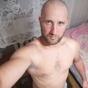  ,  , 32