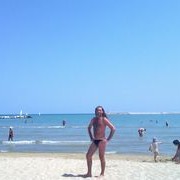  ,   Vanja, 42 ,  