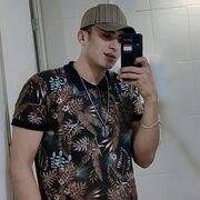  ,   D j o n i, 25 ,   ,   , c , 
