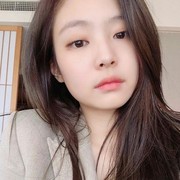  ,   Jennie, 26 ,   