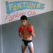  ,   Karlos, 32 ,   