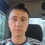  ,  Alexey, 32