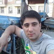  ,  Oybek, 40