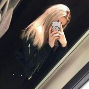  , 