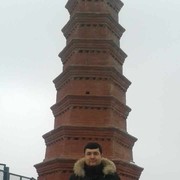  ,  Abdujon, 40