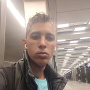  ,   Rafael, 40 ,  