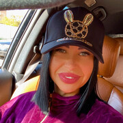  ,  Alina, 34
