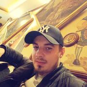  ,  Andrew, 25