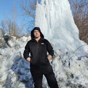  ,  Dima, 21