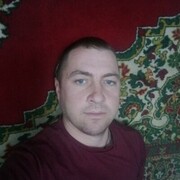  ,  Segrei, 33