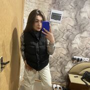  , 
