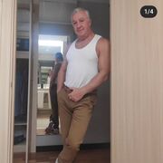   ,  Tony, 61