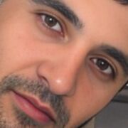  ,  Alyhan, 25