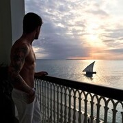  ,  Sultan, 36