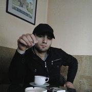  ,   Artur, 33 ,   