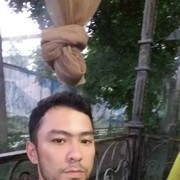  ,   Farrux, 32 ,   