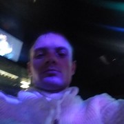  ,  Dima, 36