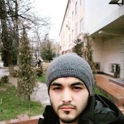  ,  Elyor, 34