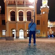  ,   Garri, 48 ,   ,   